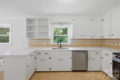 401 S East End Avenue, Statesville, NC 28677 - Photo 14