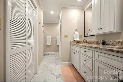 77 Chestnut Street #305, Tryon, NC 28782 - Photo 20