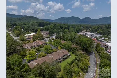 77 Chestnut Street #305, Tryon, NC 28782 - Photo 34