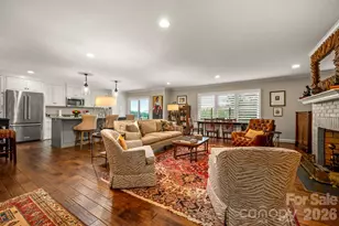 77 Chestnut St, Tryon, NC 28782 - Photo 6