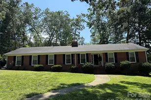 1110 Oak Hill Dr, Monroe, NC 28112 - Photo 1