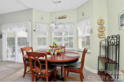 8413 Suttonview Drive, Charlotte, NC 28269 - Photo 10