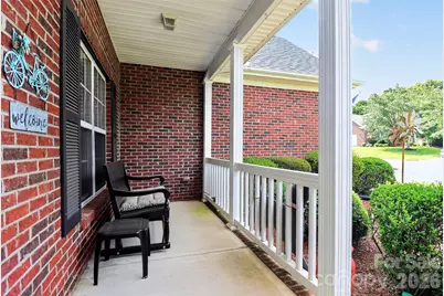 8413 Suttonview Drive, Charlotte, NC 28269 - Photo 2