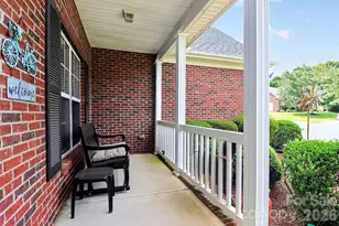 8413 Suttonview Dr, Charlotte, NC 28269 - Photo 2
