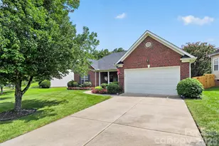 8413 Suttonview Dr, Charlotte, NC 28269 - Photo 36
