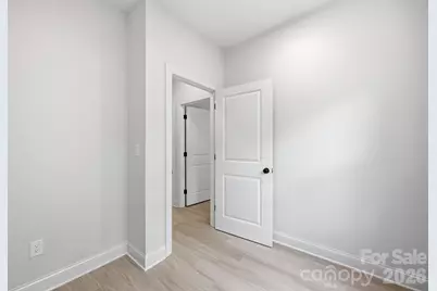 5016 Hoover Drive, Charlotte, NC 28269 - Photo 20