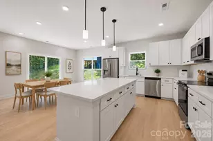 5016 Hoover Dr, Charlotte, NC 28269 - Photo 10