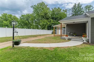 638 Newfound St, Canton, NC 28716 - Photo 28