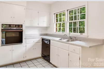 165 Cherokee Road, Asheville, NC 28804 - Photo 16