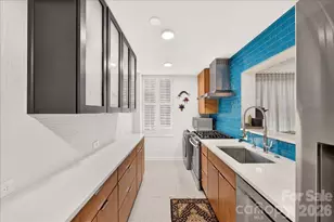 1300 Queens Rd, Charlotte, NC 28207 - Photo 18