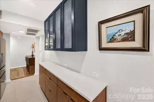 1300 Queens Rd, Charlotte, NC 28207 - Photo 24
