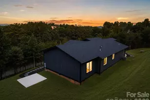 7 Spicebush Ln, Weaverville, NC 28787 - Photo 4