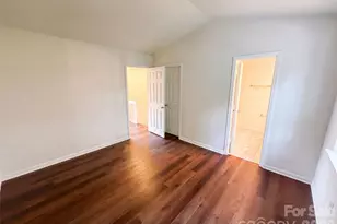 4165 Birch Leaf Ct, Charlotte, NC 28215 - Photo 14