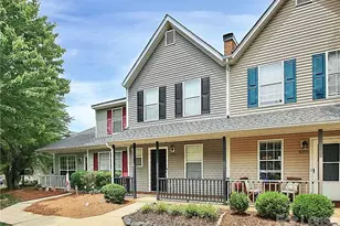 8203 Golf Ridge Dr, Charlotte, NC 28277 - Photo 2