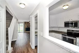 8203 Golf Ridge Dr, Charlotte, NC 28277 - Photo 4