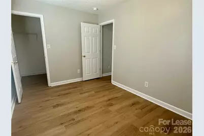 521 River View Drive, Lowell, NC 28098 - Photo 10