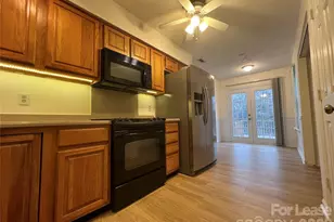 6428 Whitewater Dr, Charlotte, NC 28214 - Photo 4