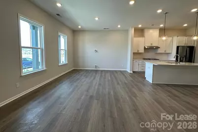 9233 Harwen Lane, Charlotte, NC 28215 - Photo 6