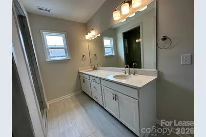 9233 Harwen Lane, Charlotte, NC 28215 - Photo 14