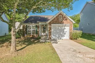 5237 Timbertop Ln, Charlotte, NC 28215 - Photo 1