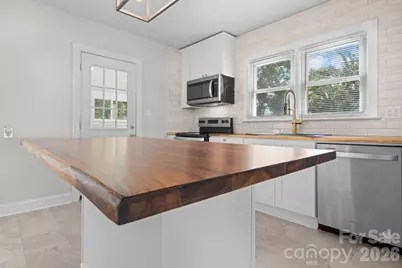 12 Ruth Avenue, Newton, NC 28658 - Photo 2