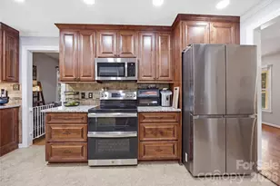 1002 Brookhaven Dr, Shelby, NC 28152 - Photo 4