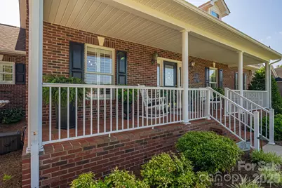 2928 Palmer Drive NE, Conover, NC 28613 - Photo 4
