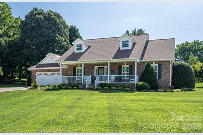 2928 Palmer Drive NE, Conover, NC 28613 - Photo 1