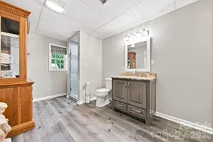 85 Charleston Ct, Hickory, NC 28601 - Photo 36
