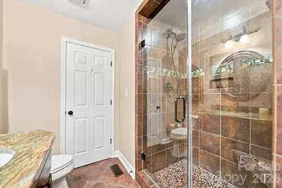 85 Charleston Court, Hickory, NC 28601 - Photo 20