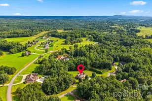 85 Charleston Ct, Hickory, NC 28601 - Photo 48