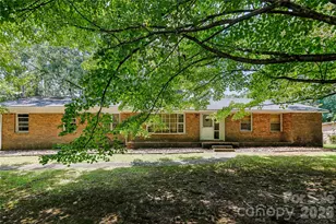 7816 Elwood Dr, Charlotte, NC 28227 - Photo 1