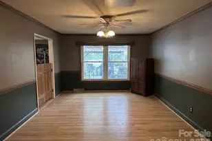 7216 Lockmont Dr, Charlotte, NC 28212 - Photo 1