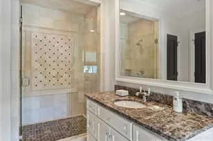 309 Hempstead Pl, Charlotte, NC 28207 - Photo 36