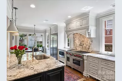 309 Hempstead Place, Charlotte, NC 28207 - Photo 16