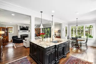 309 Hempstead Pl, Charlotte, NC 28207 - Photo 18