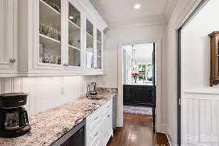 309 Hempstead Pl, Charlotte, NC 28207 - Photo 22