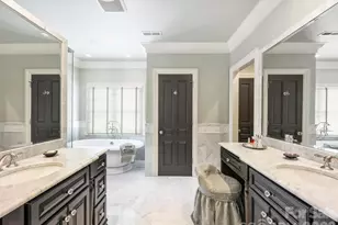 309 Hempstead Pl, Charlotte, NC 28207 - Photo 28