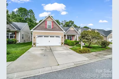 93 Foxtail Court, Hendersonville, NC 28792 - Photo 2