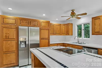30 Nichols Hill Drive, Asheville, NC 28804 - Photo 18