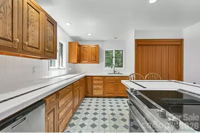 30 Nichols Hill Drive, Asheville, NC 28804 - Photo 20