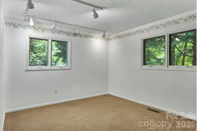 30 Nichols Hill Drive, Asheville, NC 28804 - Photo 30