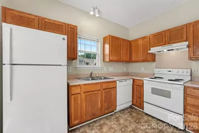 9327 Kimmel Lane, Charlotte, NC 28216 - Photo 4