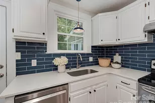 1323 Goodwin Ave, Charlotte, NC 28205 - Photo 10
