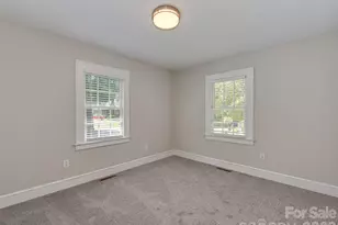 1323 Goodwin Ave, Charlotte, NC 28205 - Photo 32
