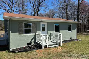209 Brookview Rd, Statesville, NC 28625 - Photo 2