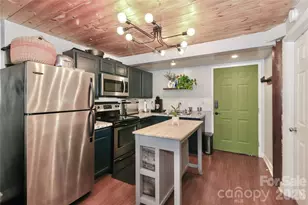 201 S Hoskins Rd, Charlotte, NC 28208 - Photo 22