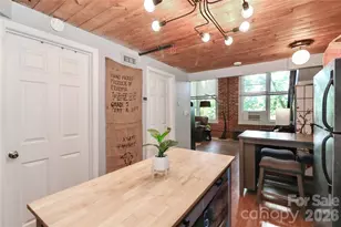 201 S Hoskins Rd, Charlotte, NC 28208 - Photo 20