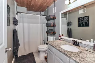 201 S Hoskins Rd, Charlotte, NC 28208 - Photo 14