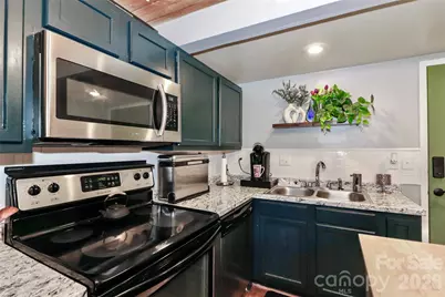 201 S Hoskins Road #315, Charlotte, NC 28208 - Photo 18